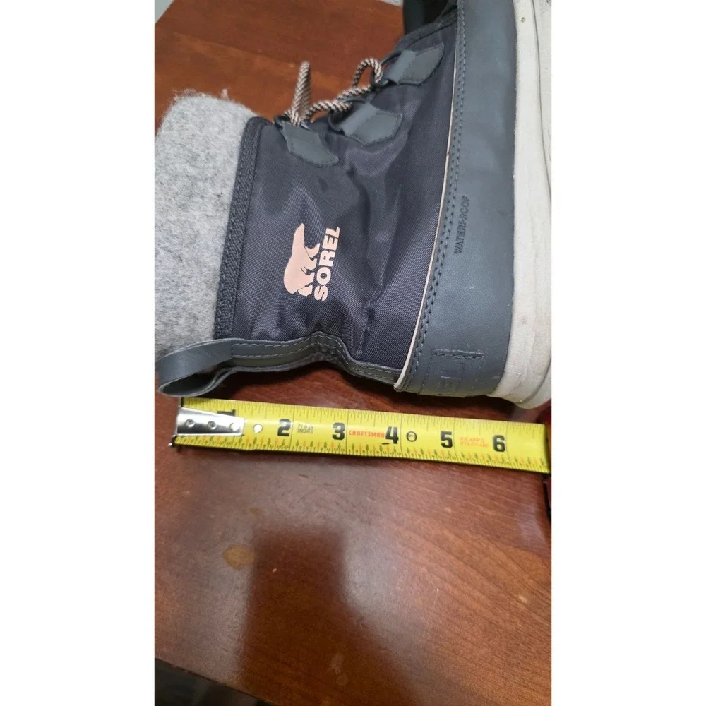 Sorel Women's‎ Waterproof Winter Boots Mid-Calf Lace-Up Gray & White Size 10